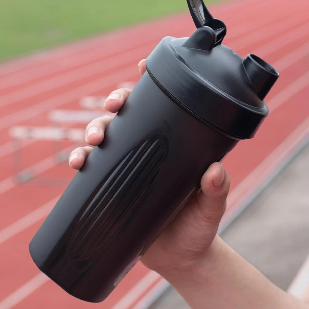 600ml Protein Shaker Bottle – 20oz Portable Fitness Bottle for Athletes & Fitness Enthusiasts